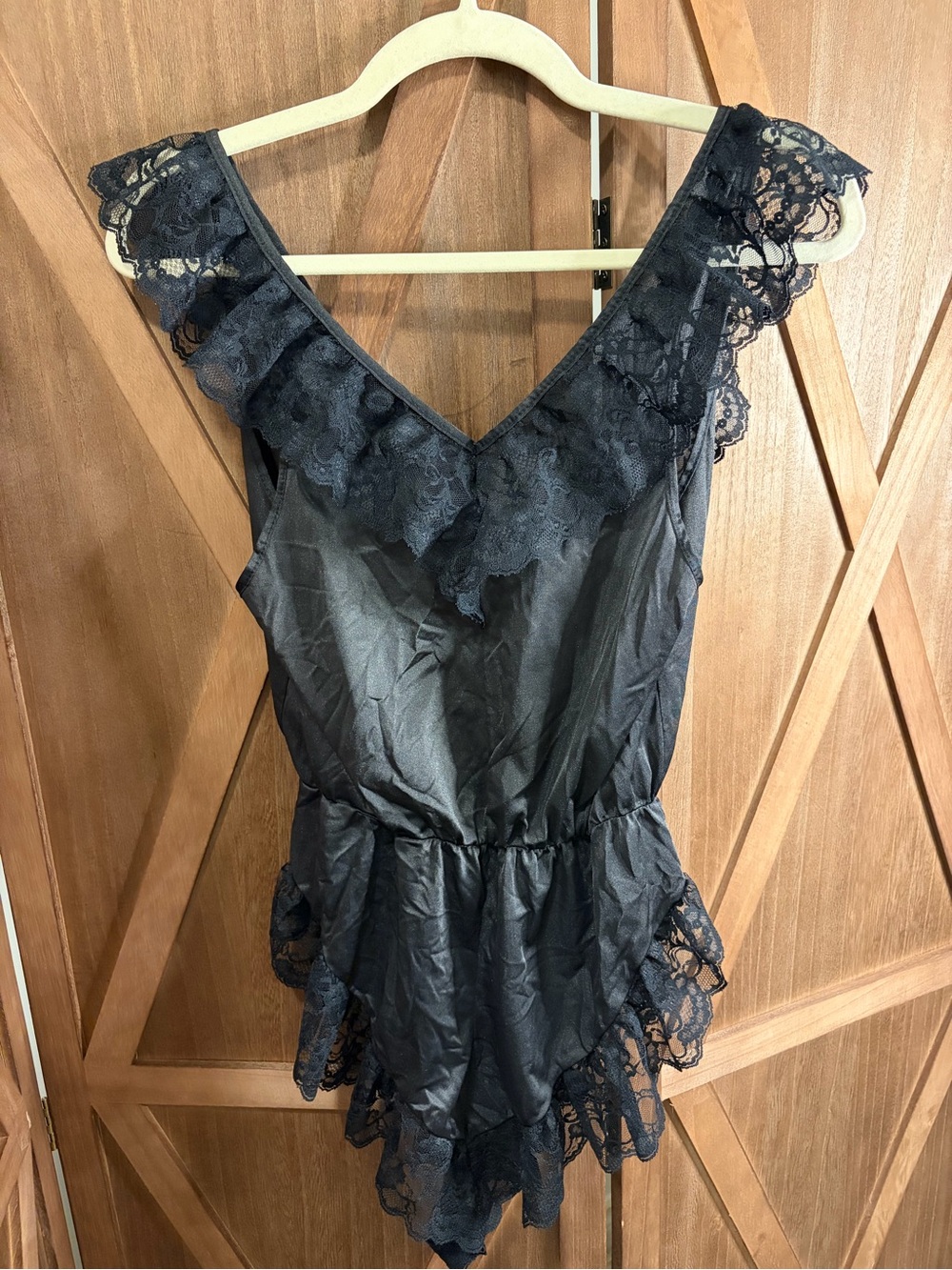 CHANIN Vintage Black Lace Trim Satin Romper Lingerie SIZE LARGE had FLAW